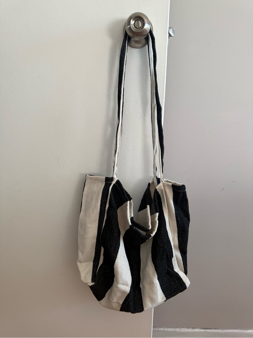 SHEIN Black and White Striped Canvas Tote